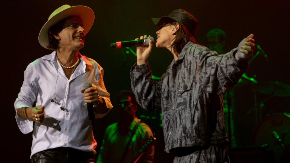 Coti presenta "Dónde están corazón" junto a Valentino Merlo en vivo en el Gran Rex