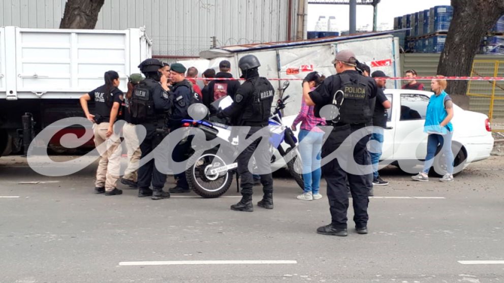 La Policía procedió a la detención después de que llegó el abogado del hombre (Captura de TV).