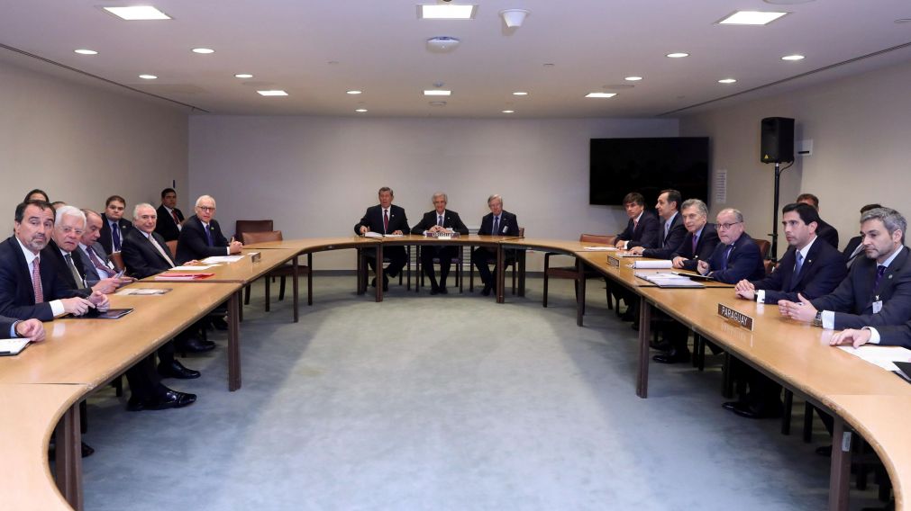 Macri junto a los representantes del Mercosur. (Prensa Presidencia)