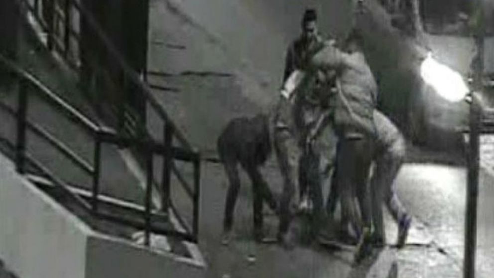 La patota agredió a dos jóvenes, a uno lo mataron (Imagen ilustrativa).