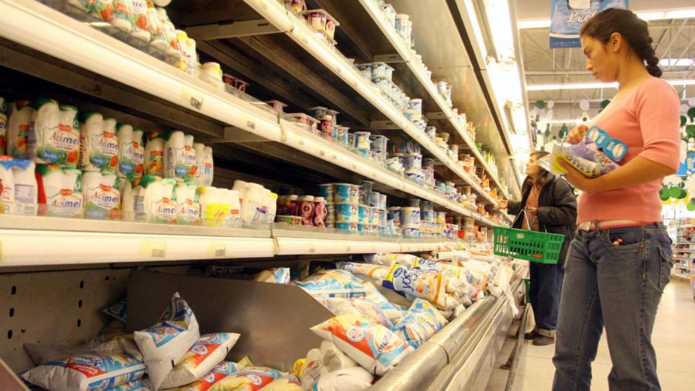 Los supermercados con una fuerte baja en las ventas.