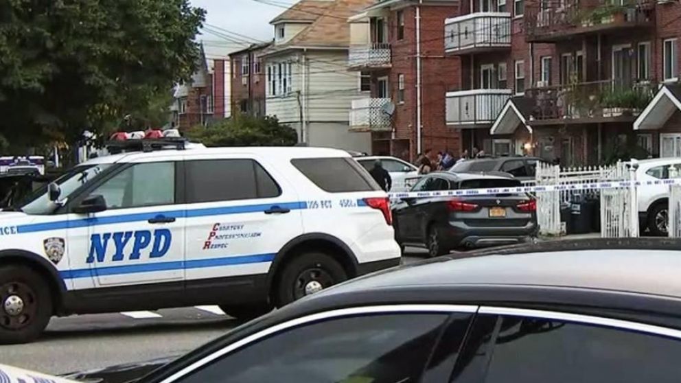 La policía trabajó en el hecho durante las primeras horas del viernes.