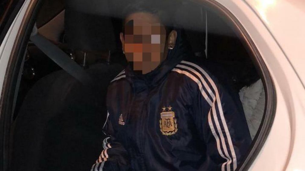 Simul� que lo secuestraron para sacarle 200 "lucas" a su mam�