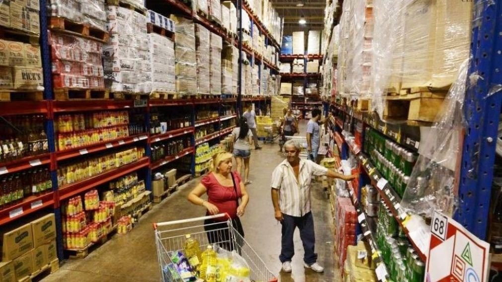 En lo que va de 2018, la inflación mayorista supera en 18,8 puntos a la minorista,