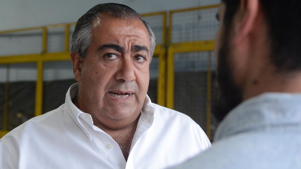 Daer pidió normalizar la situación (Fernando Pérez Re - Crónica).