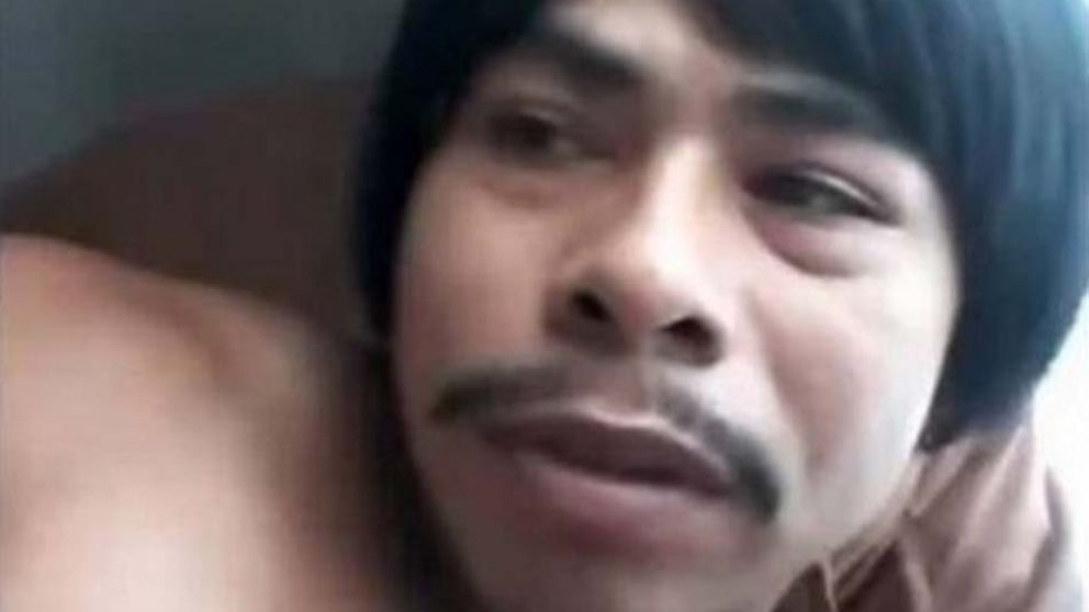 El hombre pide ayuda a sus seguidores para contrarrestar el hechizo que le hicieron.