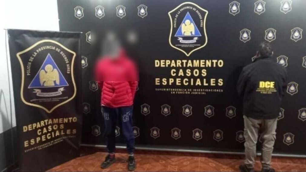 Uno de los malvivientes que resultó aprehendido por los investigadores policiales.