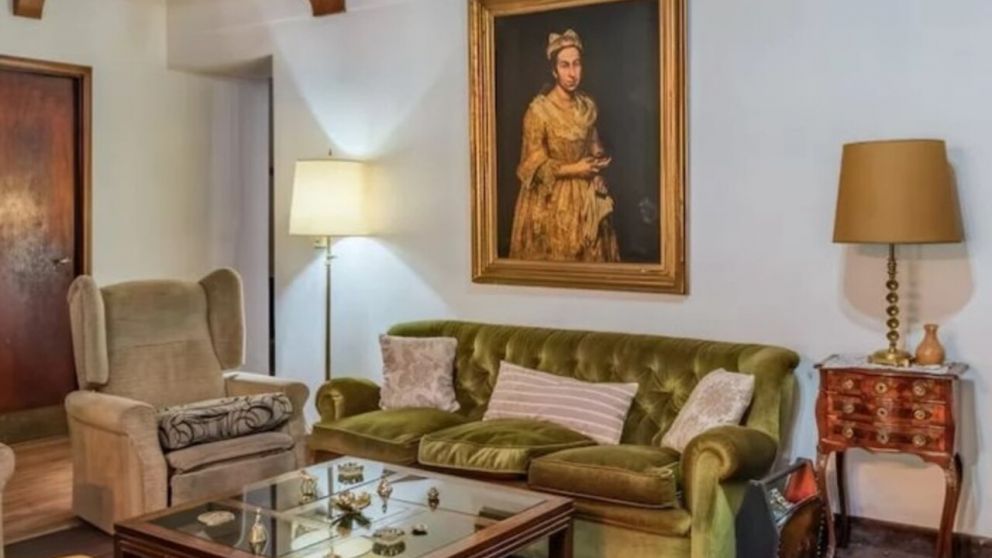 La obra recuperada se llama "Retrato de una dama" (NA).