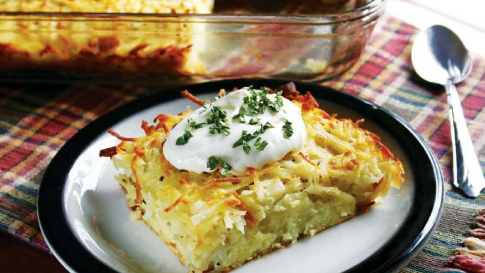 Cómo hacer "Kugelis", el pastel de papa lituano que se deshace en la boca y rinde un montón