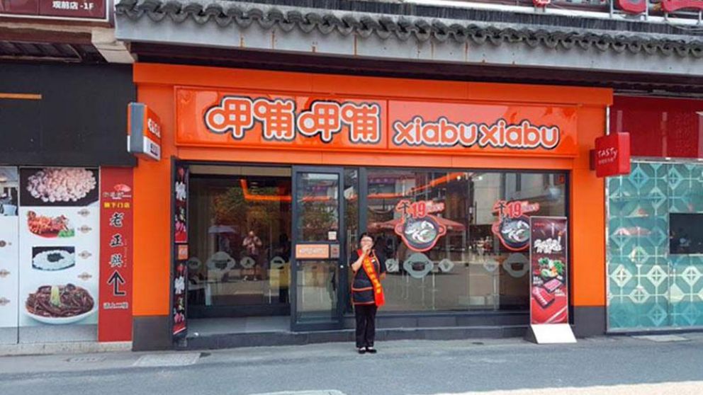 Las acciones de Xiabu Xiabu cayeron en la bolsa tras el asqueroso descubrimiento.