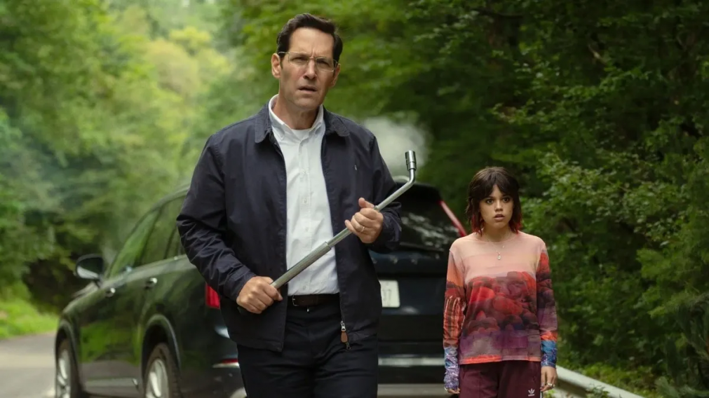La comedia negra con Jenna Ortega y Paul Rudd que la rompe en streaming con su divertida trama: ¿Dónde verla?