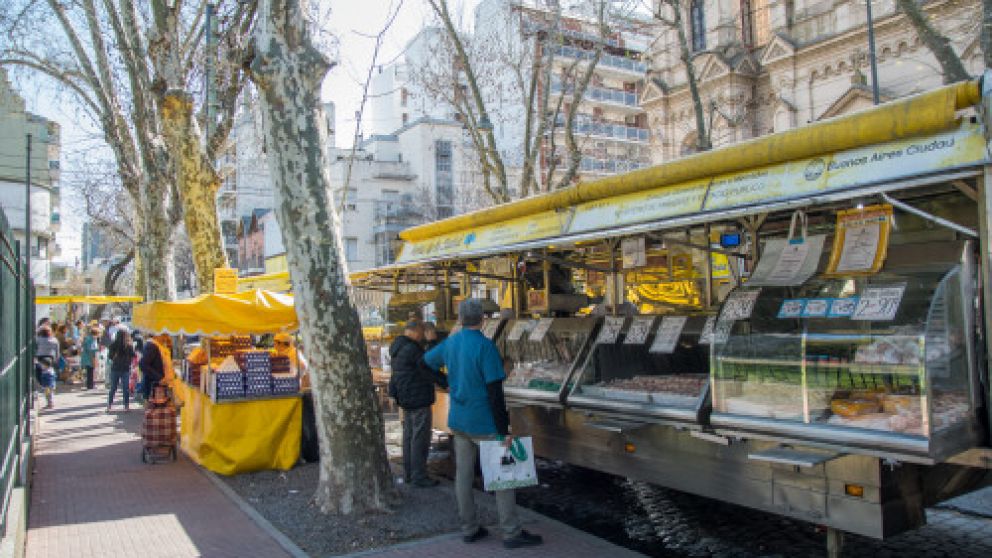 Una de las ferias barriales que tiene buenos precios.