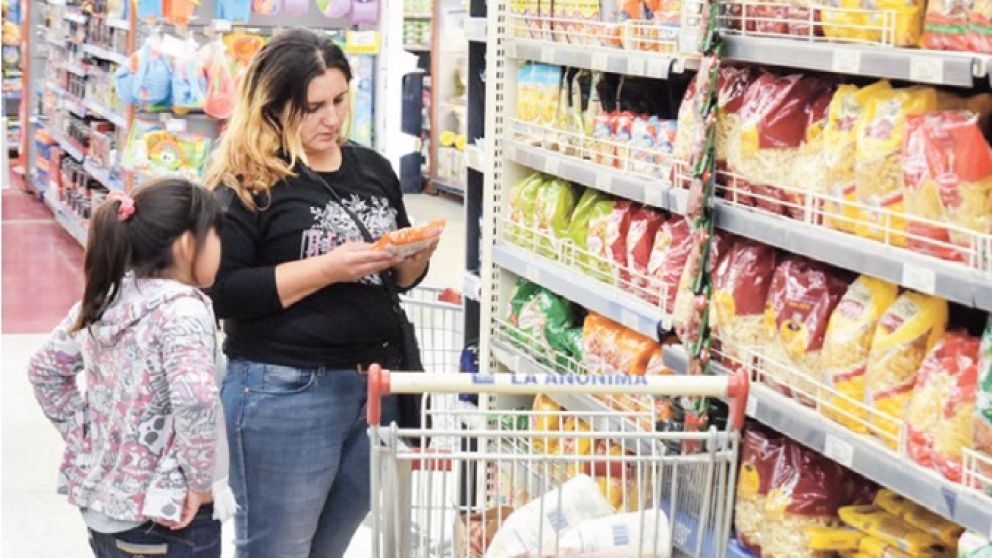 Los hipermercados ya recibieron la lista de precios actualizada.