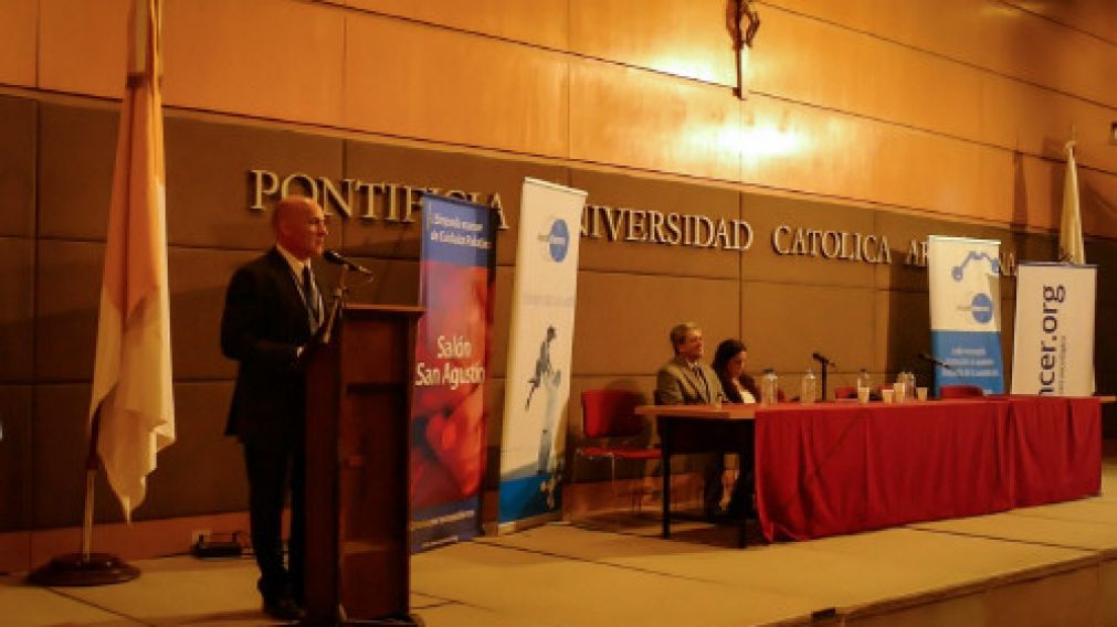 El doctor Jorge Dureaume, presidente del simposio y jefe del Área de Cuidados Paliativos del Sanatorio Güemes.