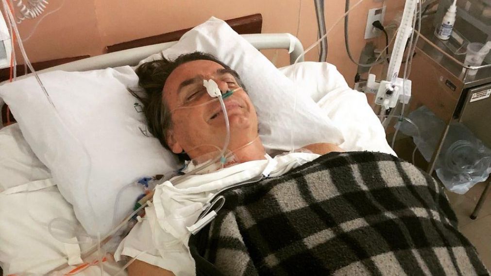 Habló desde el hospital.