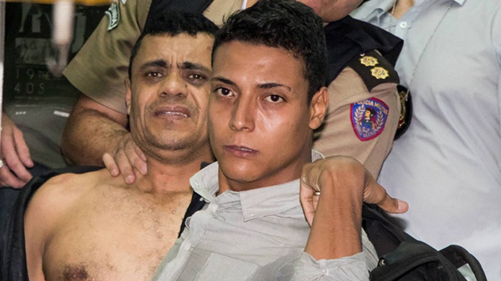 El agresor eludi� la guardia de seguridad antes de intentar asesinar al candidato de ultraderecha (AFP).