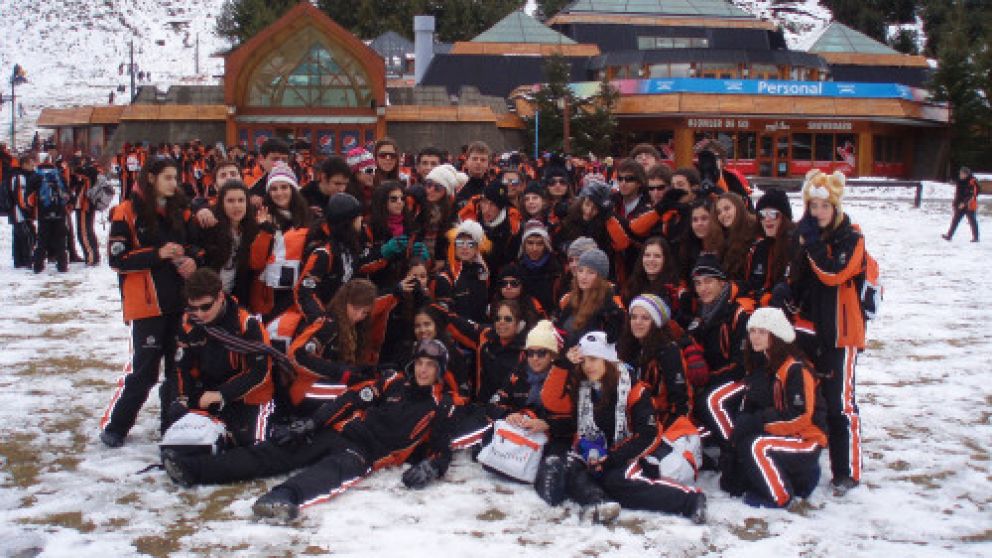 M�s impuestos y una pregunta �Viajar�n menos pibes a Bariloche? 