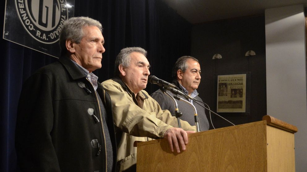 El triunvirato se pronunciar� contra el ajuste.