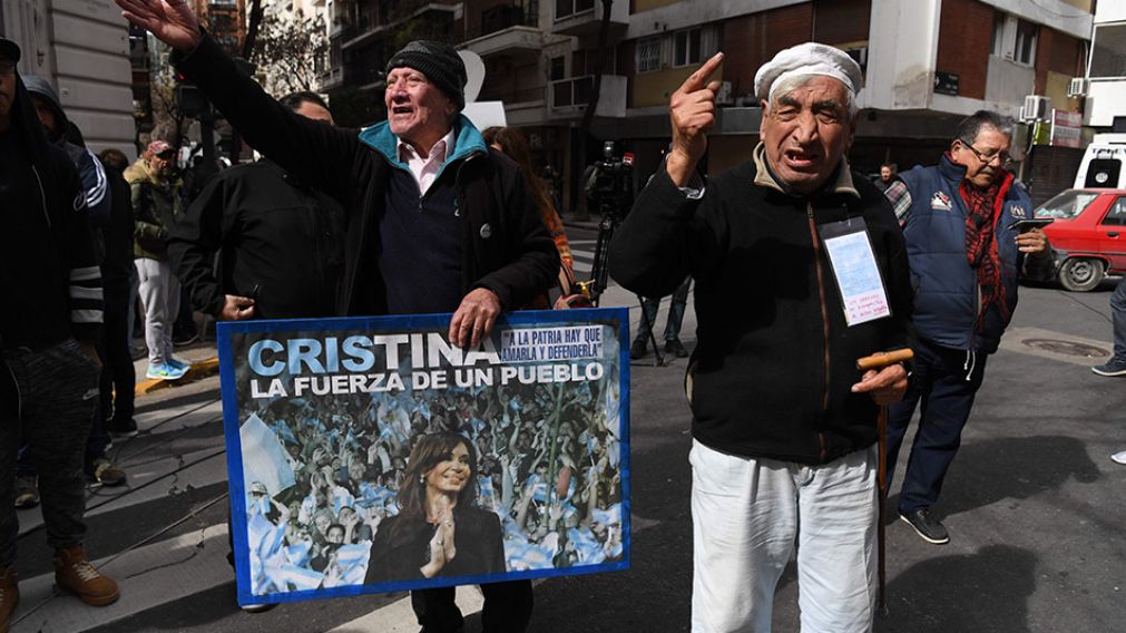 Supporters of former Argentine President and current senator Cristina Fernandez de Kirchner demonstrate as Argentina