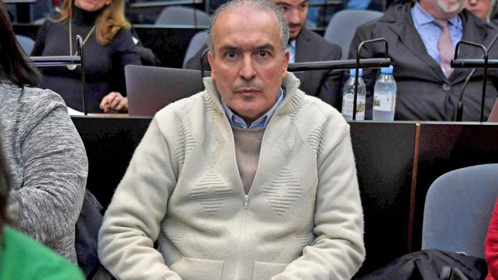 El ex funcionario busca desligarse del delito por enriquecimiento ilícito.