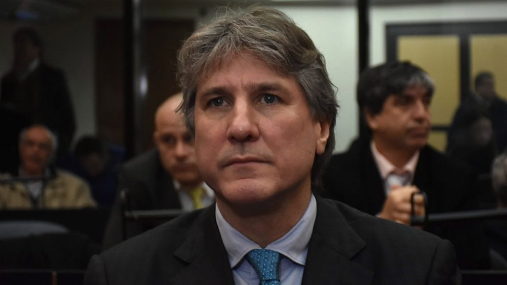 El ex vicepresidente, continuará detenido.(DyN)