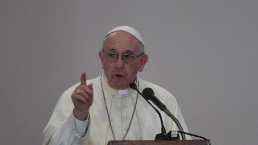 El papa fue muy duro por no reconocer a tiempo la magnitud de los hechos.