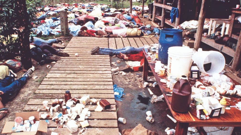 Imagen del suicidio masivo.