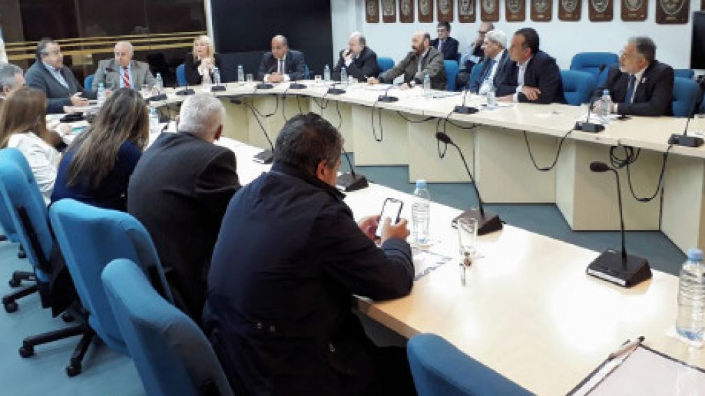 El viernes se reunieron gobernadores disconformes con Macri.