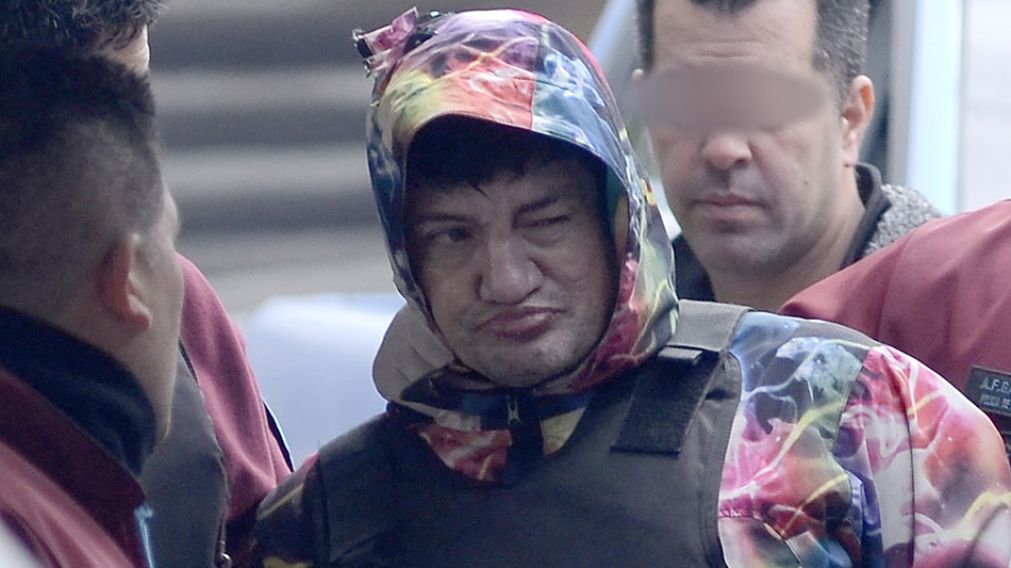 Pity Álvarez tras entregarse y quedar detenido. (Fernando Perez Re/Diario Crónica)