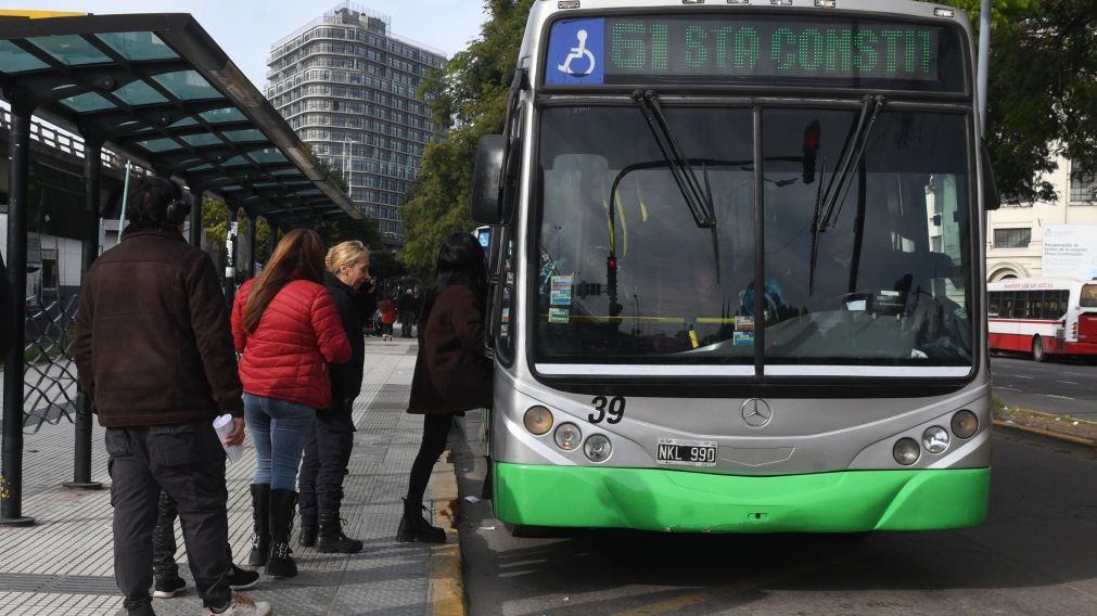 En la Ciudad de Buenos Aires, el boleto m�nimo de colectivo pasar� a costar $526,13.