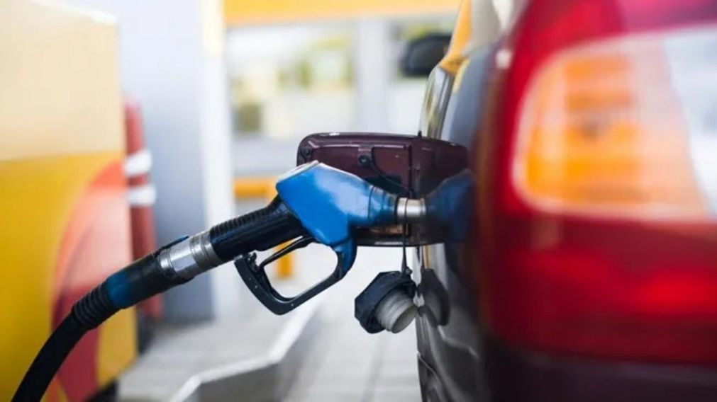 Confirmaron una nueva suba del impuesto que se traslada al precio de la nafta y el gasoil (Imagen ilustrativa).