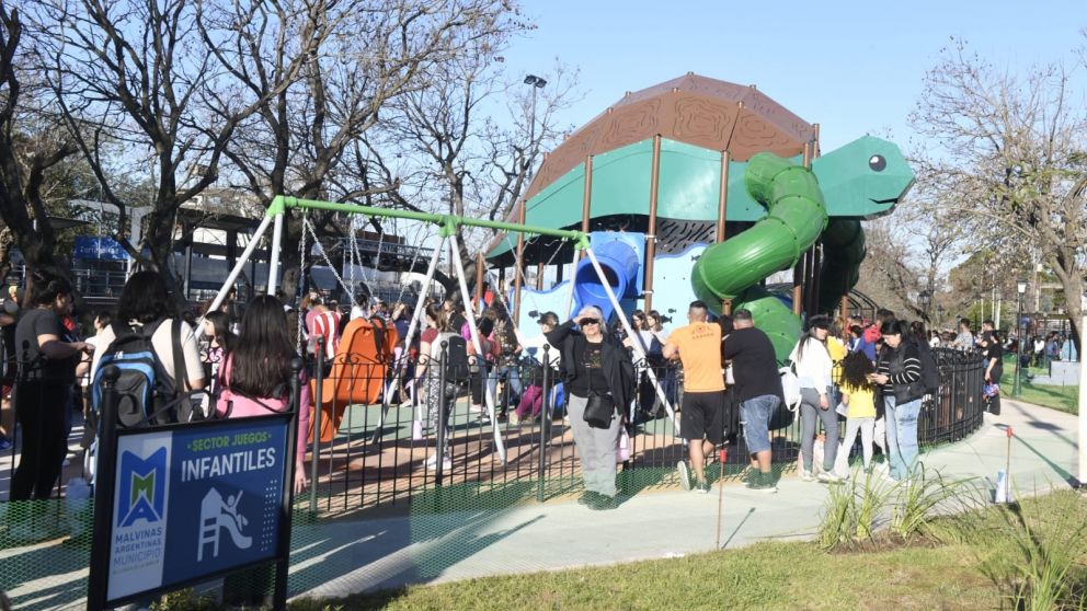 Además se presentaron espectáculos en el anfiteatro