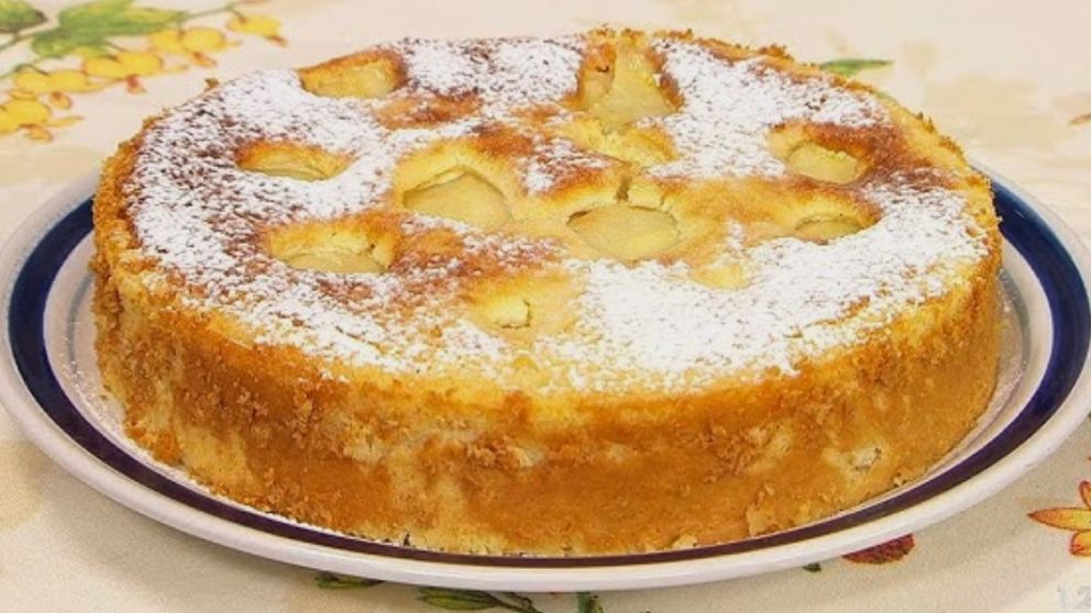 Receta de torta mágica de ricota y damasco, sin harina y con pocos ingredientes.
