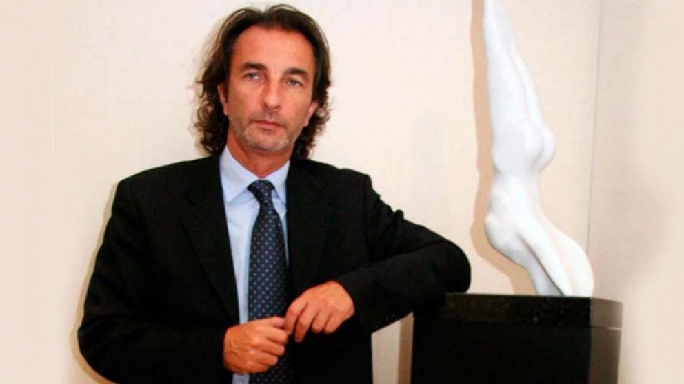 Angelo Calcaterra presentó un escrito por la causa de las coimas.