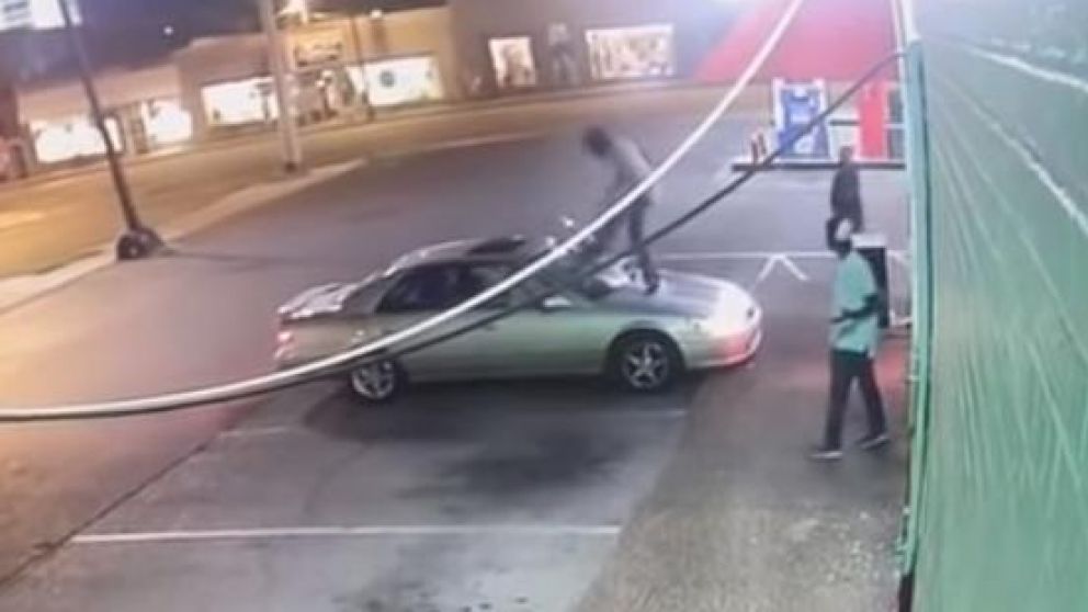 Le dio paliza a piba que se "chamuyó" porque le contestó que era lesbiana