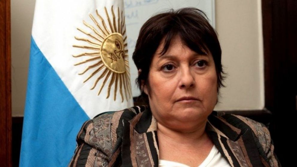 Graciela Oca�a conforme con la condena al ex presidenta.