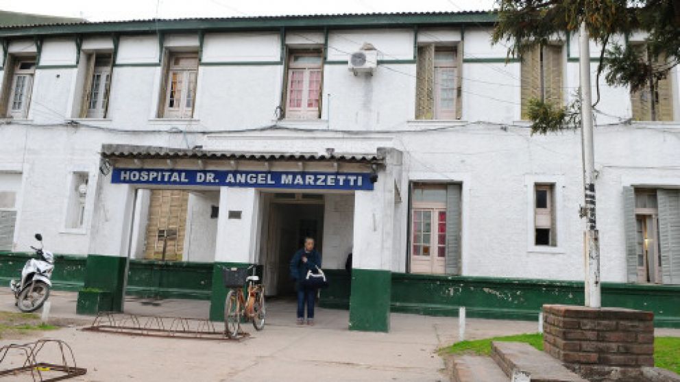 María Alejandra Tálamo es maestra y figuraba como kinesióloga en el Hospital Marzetti.