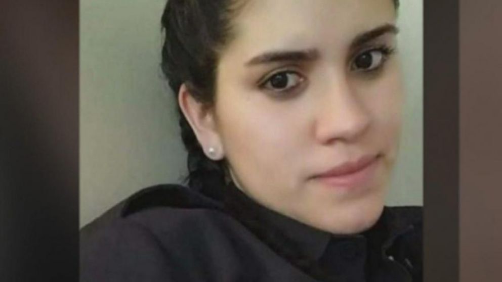 La joven de 25 años esperaba el colectivo para volver a su casa.