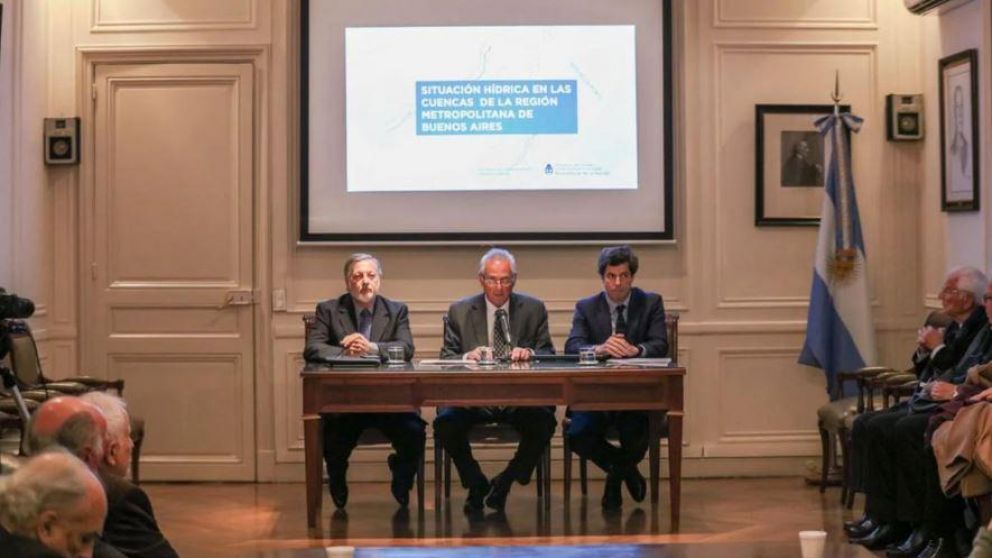 La exposición antes del corte de luz.