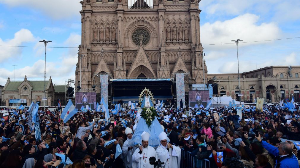Llamaron a renovar la esperanza celeste.