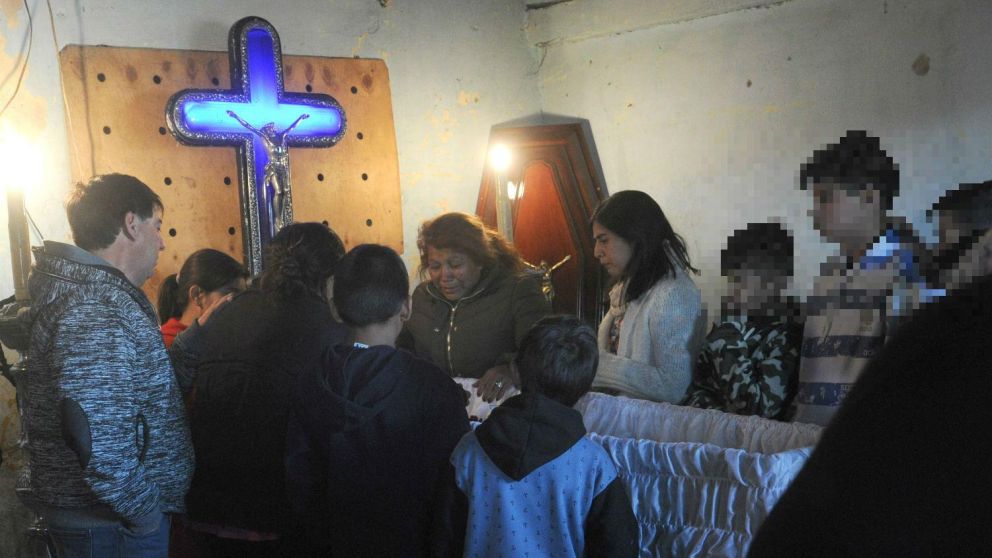 Los familiares del menor fallecido piden justicia (La Gaceta).