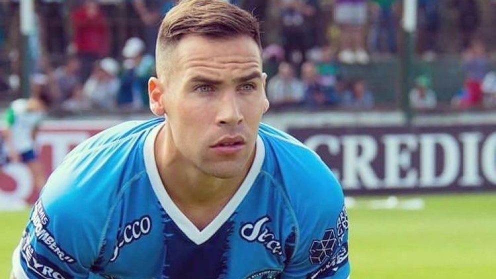 Oviedo, jugador de "Telmo", fue arrestado acusado de homicidio.