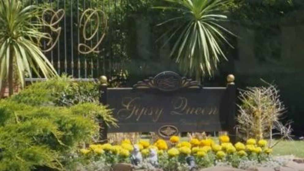 "Reina Gitana", el nombre que su dueña le puso a la mansión.