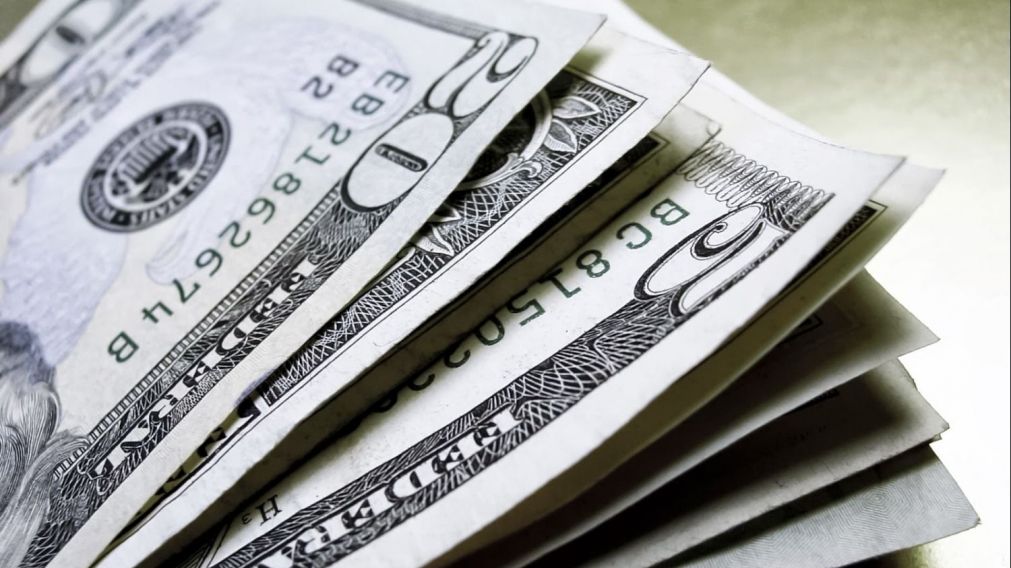 El billete yanqui acumula tres jornada de suba consecutiva.
