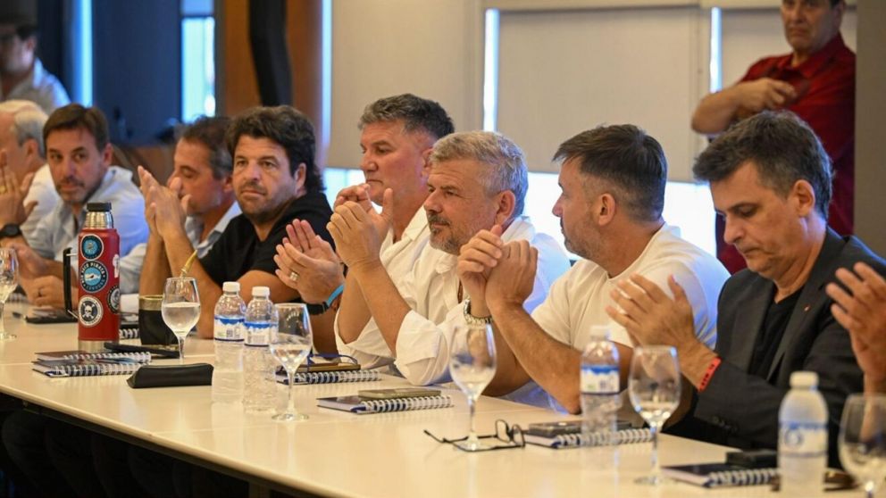 La AFA y la Liga Profesional le dieron luz verde a la nueva Recopa de Campeones: cuándo comenzará y quiénes la jugarán