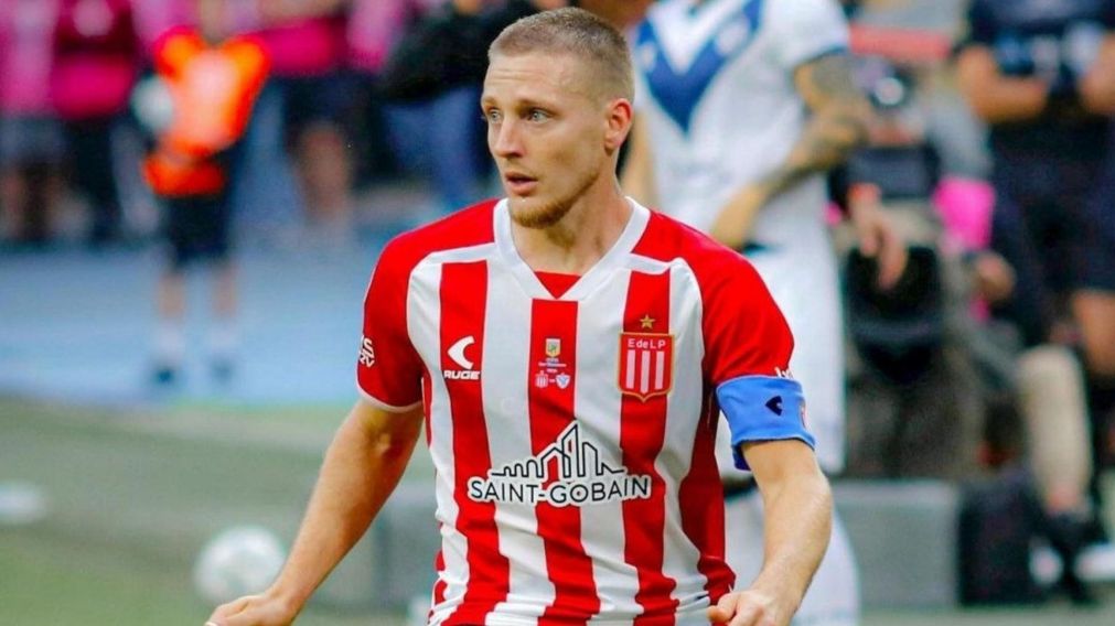 Santiago Ascac�bar afirm� que River lo llam�, que Boca no y que tiene ofertas para irse de Estudiantes