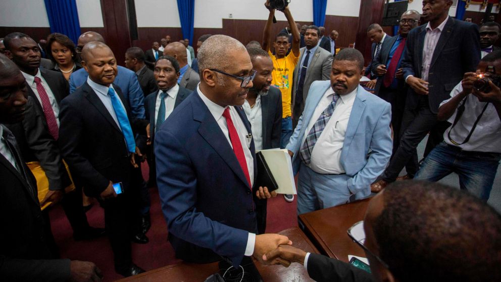 El primer ministro haitiano realizó el anuncio ante legisladores. (AFP)