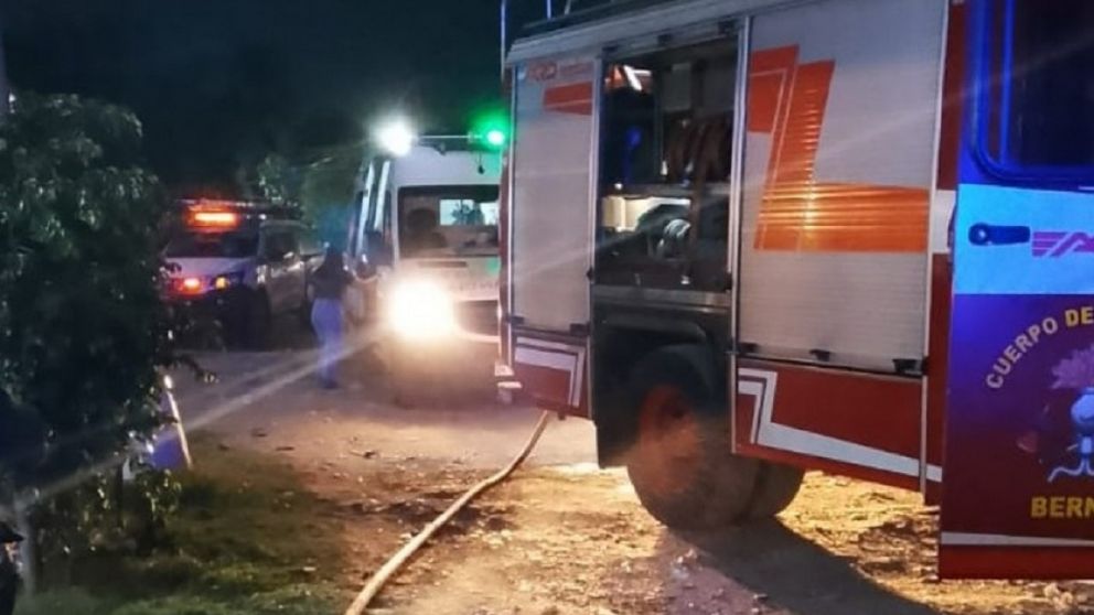 Noche de p�nico: una persona result� herida en un incendio