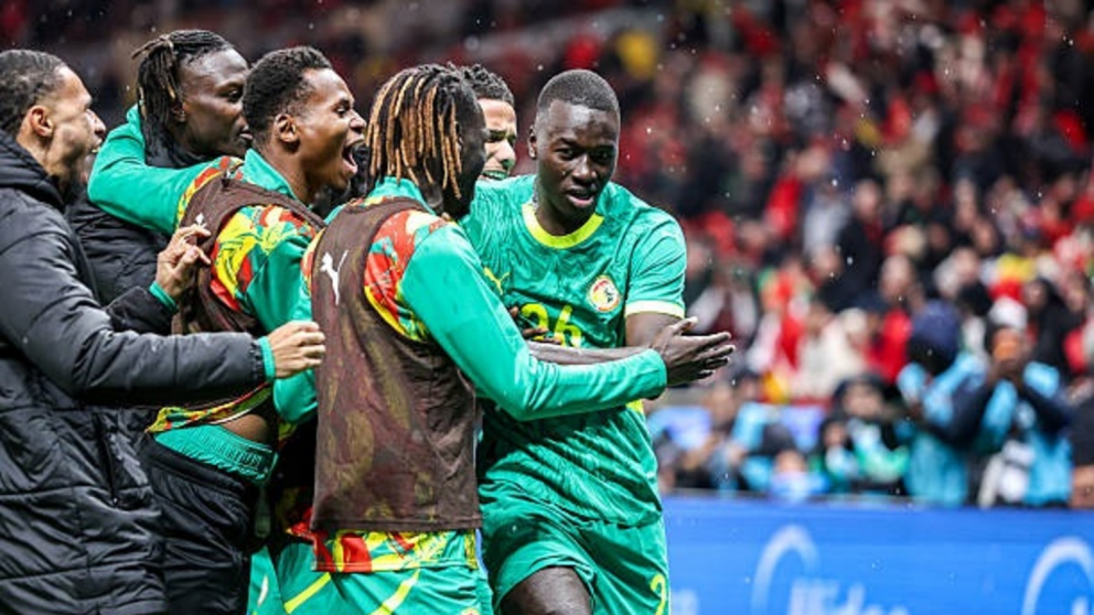 Escándalo en la final de la Copa África: Senegal venció a Marruecos y se consagró campeón tras retirarse de la cancha asqueados por el desempeño arbitral