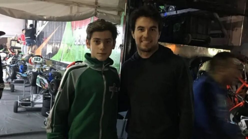 Franco Colapinto publicó una foto de su infancia con Sergio "Checo" Pérez: la devolución del mexicano